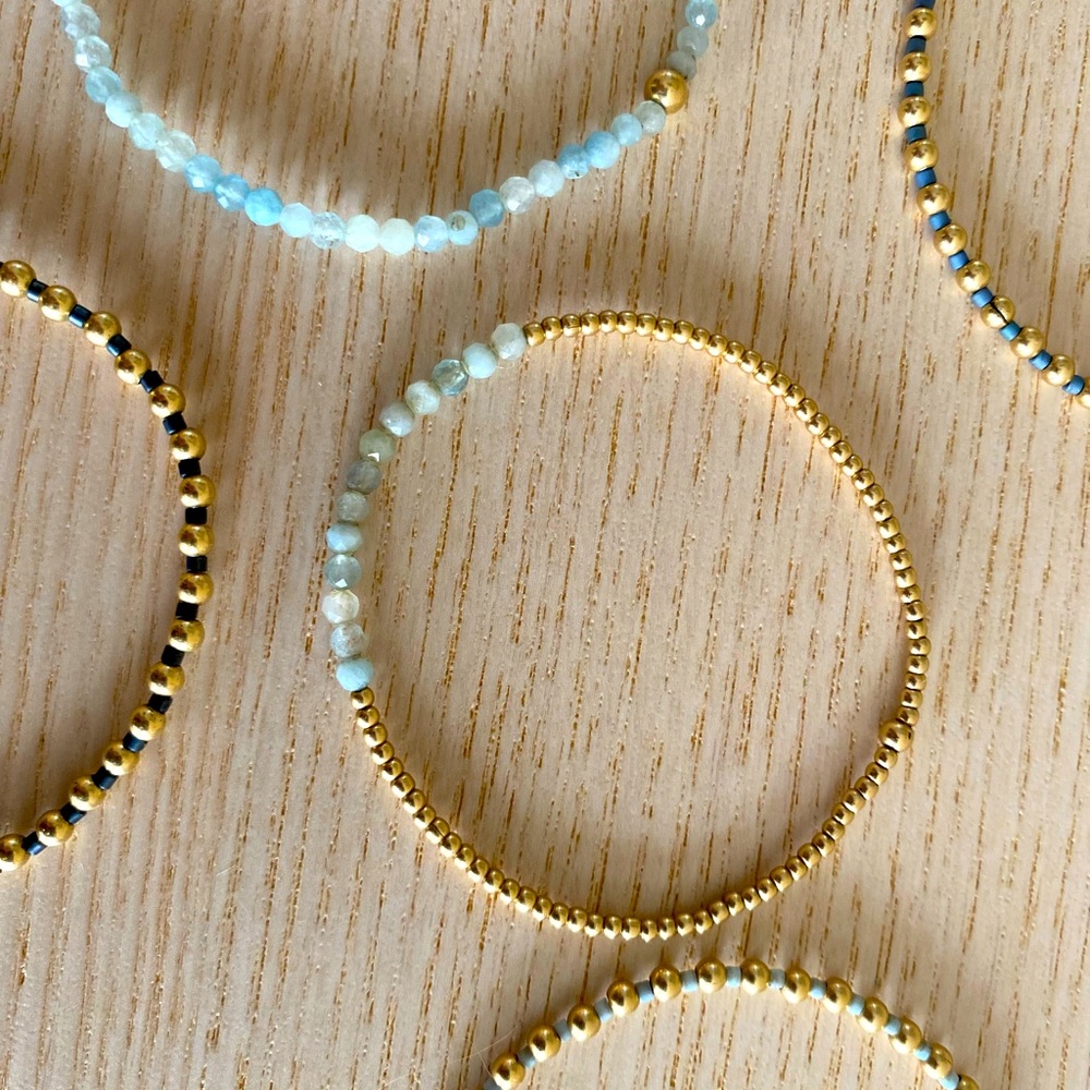 5 ENewton bracelets